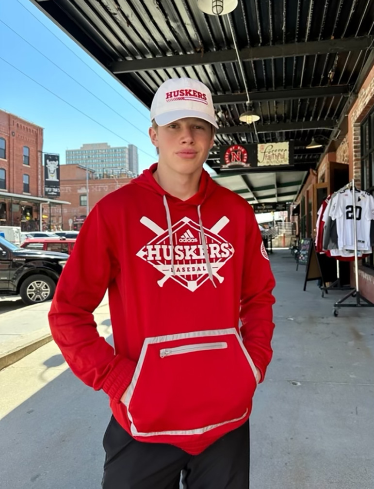 Baseball hoodie online adidas