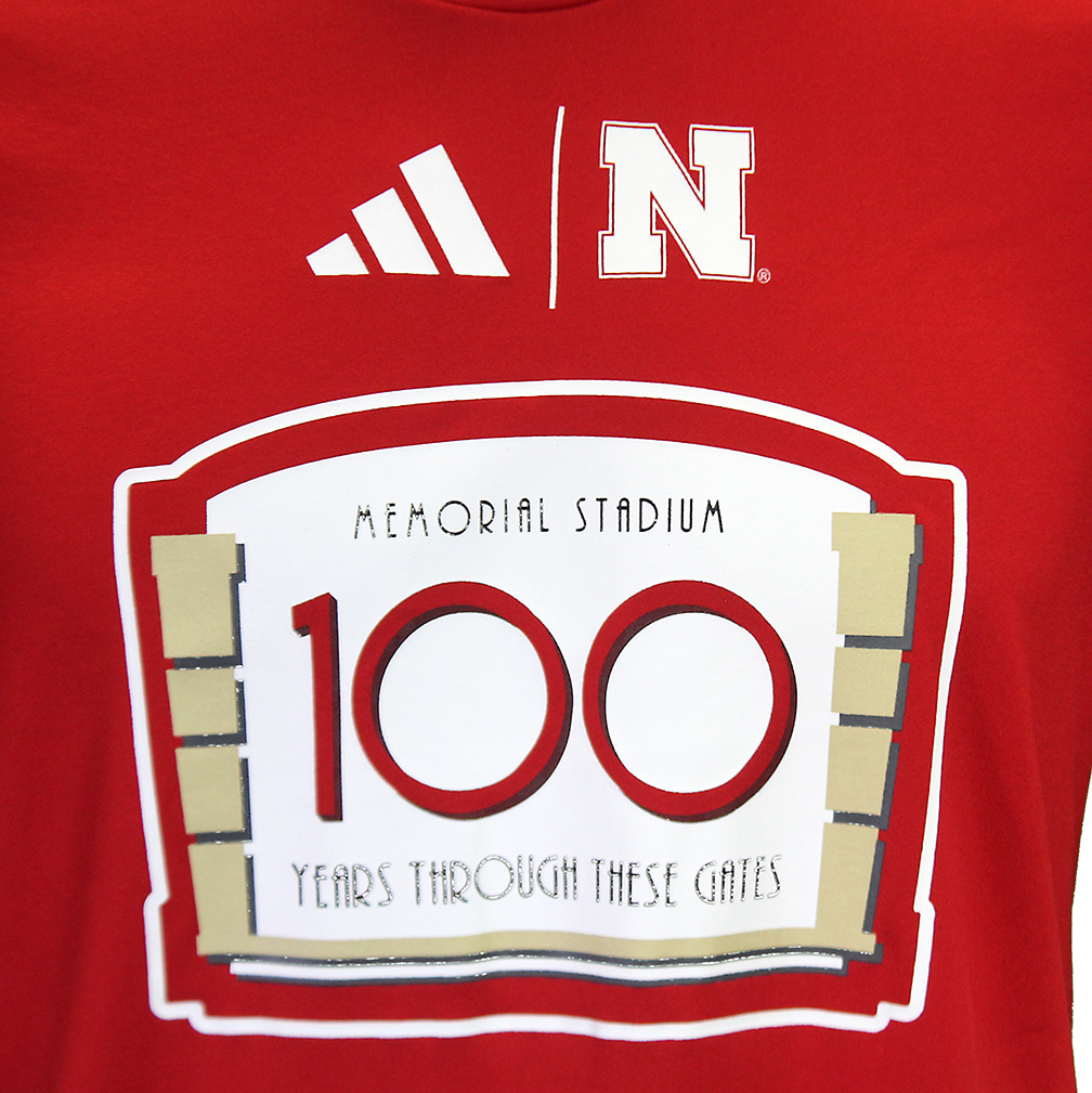 Men s Adidas Scarlet Nebraska Huskers Memorial Stadium 100th Anniversary Sideline Strategy Fresh T Shirt Size Large